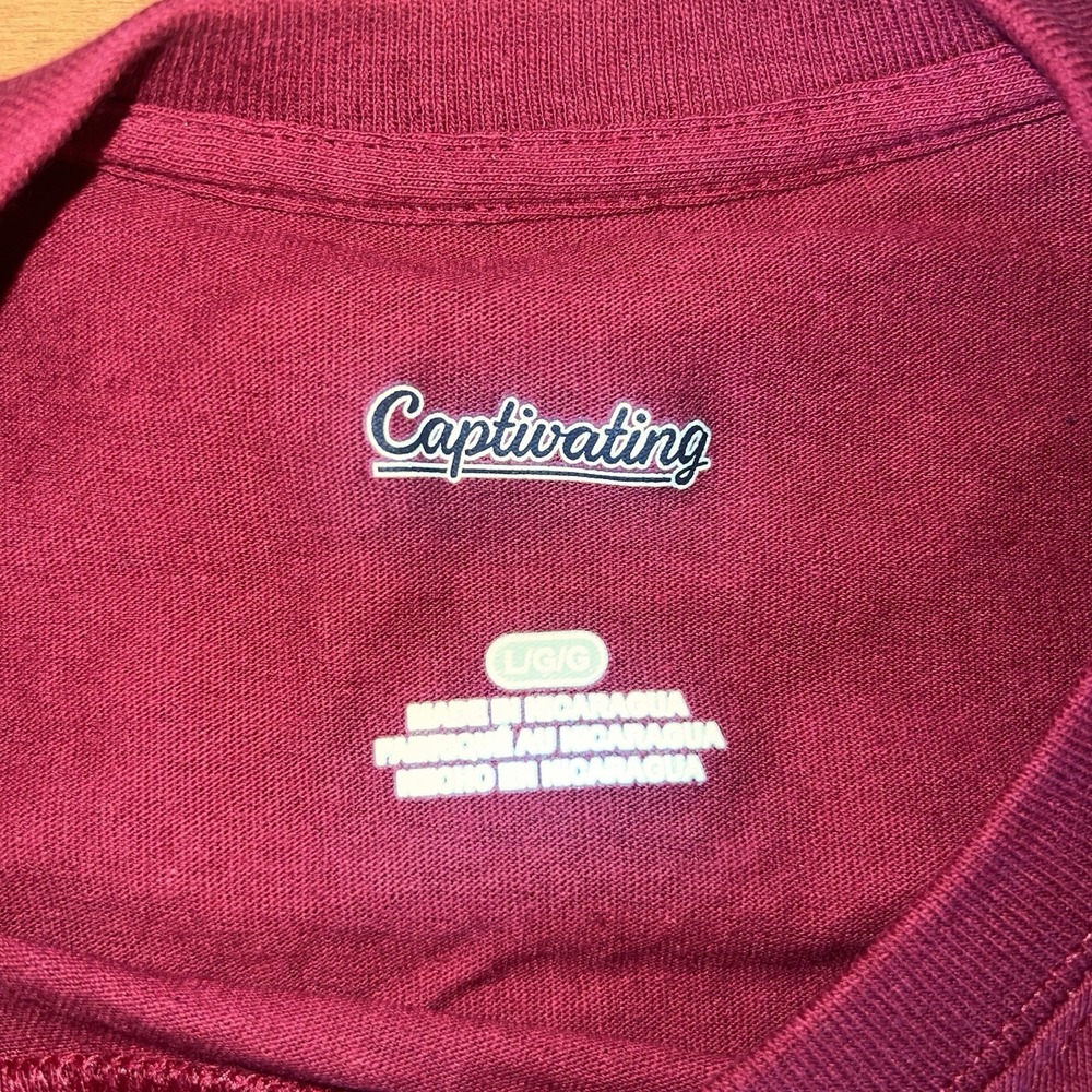 NWOT Captivating Virginia Tech Hokies‎ T-Shirt Maroon Size L - Picture 5 of 7